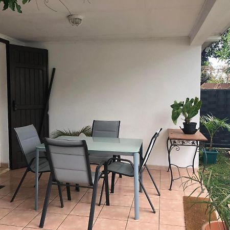 شقة Meuble Le Manguier سانت بيير المظهر الخارجي الصورة