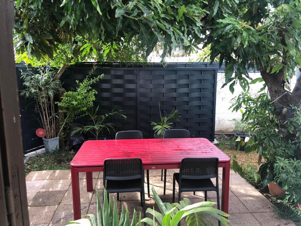 شقة Meuble Le Manguier سانت بيير المظهر الخارجي الصورة